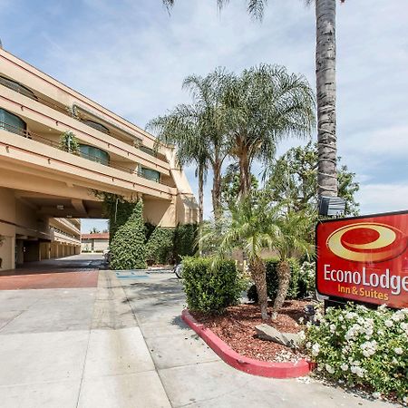 Econo Lodge Inn & Suites Riverside - Corona Bagian luar foto