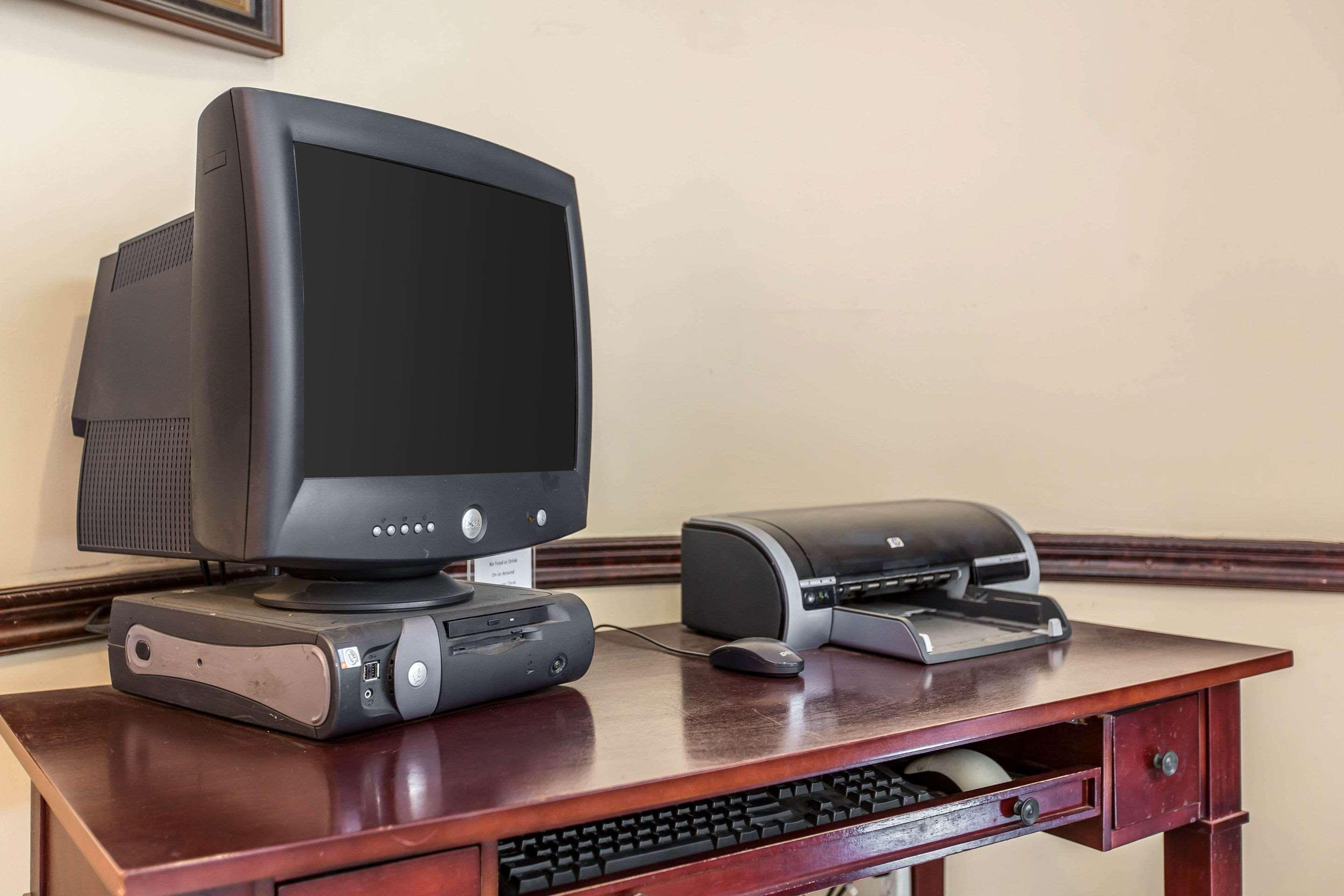 Econo Lodge Inn & Suites Riverside - Corona Bagian luar foto